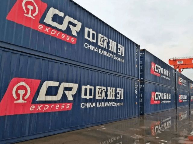 中欧班列今年开行超万列